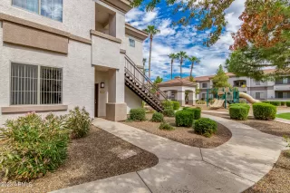 Photo #2: 6606770 Listing