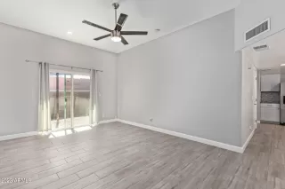 Photo #5: 6606801 Listing 