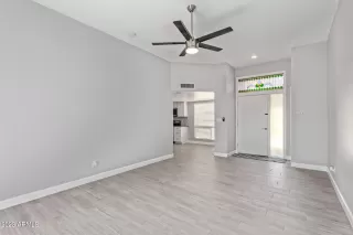 Photo #6: 6606801 Listing 