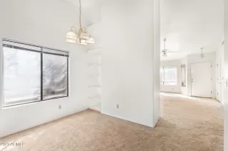 Photo #6: 6606895 Listing