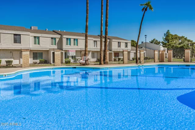 MLS: 6607184 Condo For Sale