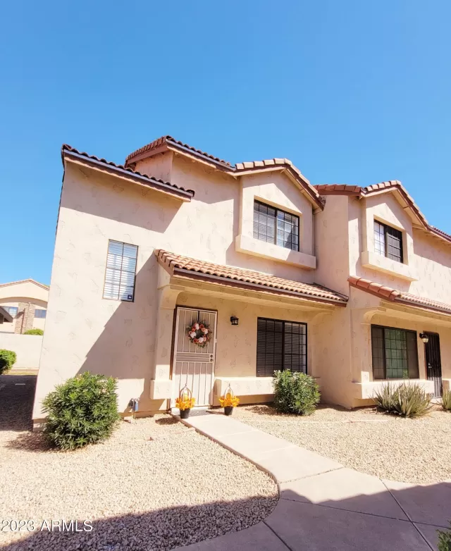 MLS: 6607434 Condo For Sale