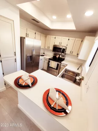 Photo #2: 6607434 Listing