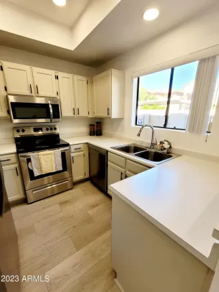 Photo #3: 6607434 Listing