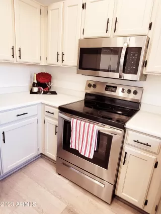 Photo #4: 6607434 Listing