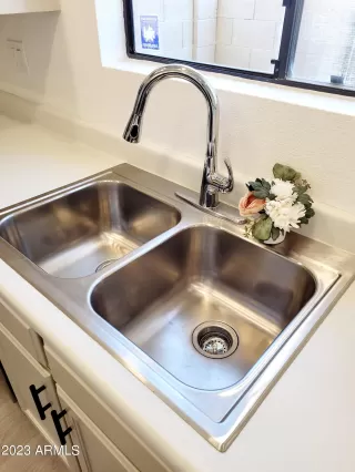 Photo #6: 6607434 Listing