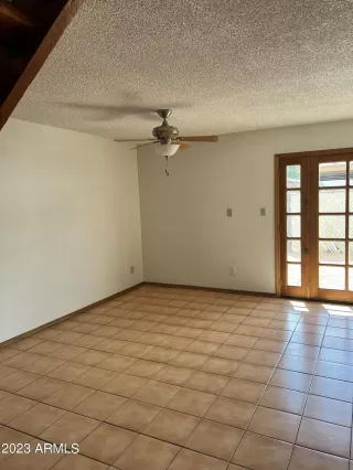 Photo #6: 6607524 Listing