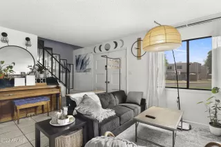 Photo #5: 6607673 Listing