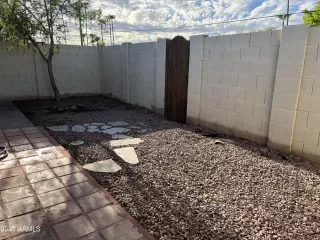 Photo #3: 6607789 Listing