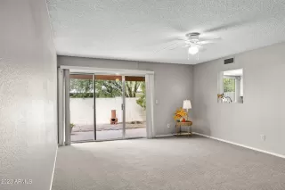 Photo #4: 6607949 Listing 