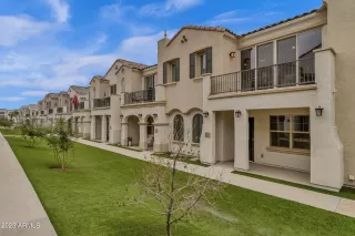 Photo #1: 6608014 Listing 