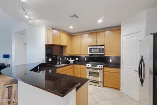 Photo #4: 6608438 Listing