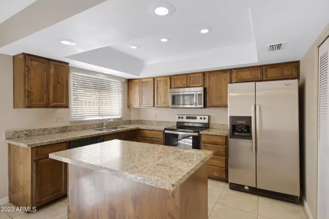 MLS: 6608678 Condo For Sale