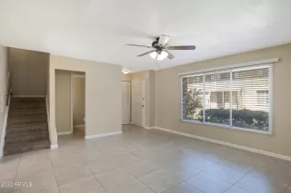 Photo #4: 6608678 Listing