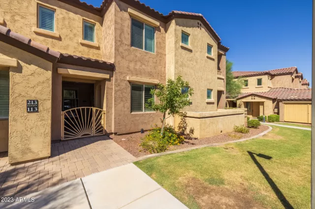 MLS: 6608772 Condo For Sale