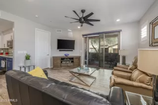 Photo #3: 6608772 Listing