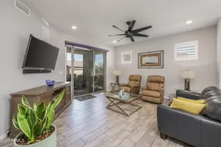 Photo #4: 6608772 Listing