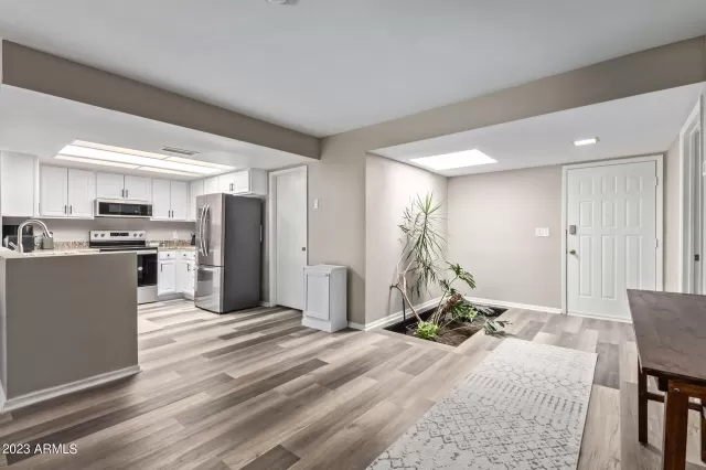 MLS: 6609163 Condo For Sale
