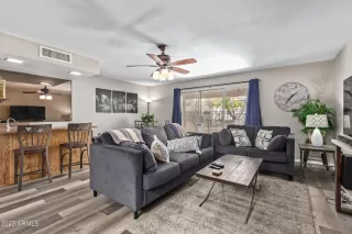 Photo #6: 6609163 Listing 