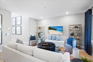 Photo #3: 6609332 Listing