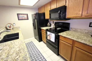 Photo #5: 6609499 Listing