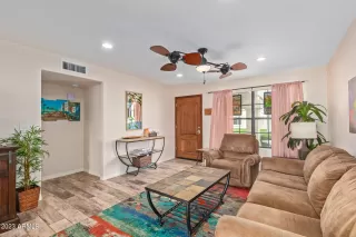 Photo #2: 6609824 Listing 