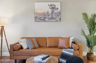 Photo #6: 6609883 Listing