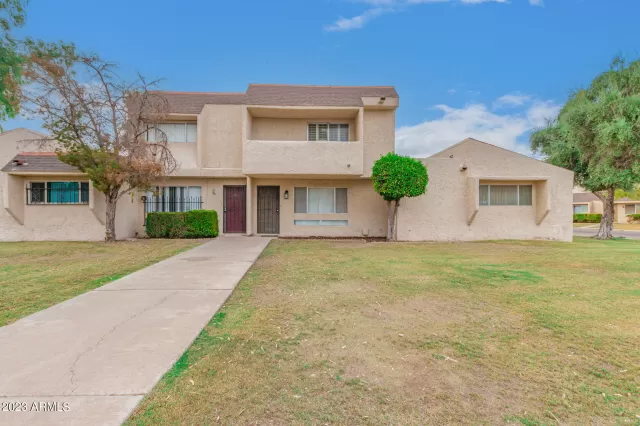 MLS: 6609957 Condo For Sale