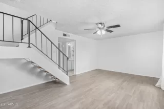 Photo #6: 6609957 Listing 