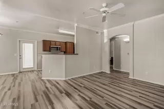 Photo #3: 6610198 Listing