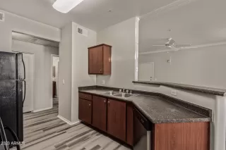 Photo #5: 6610198 Listing