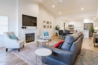 Photo #2: 6610509 Listing