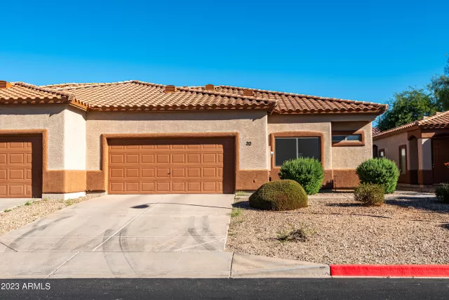 MLS: 6610642 Condo For Sale