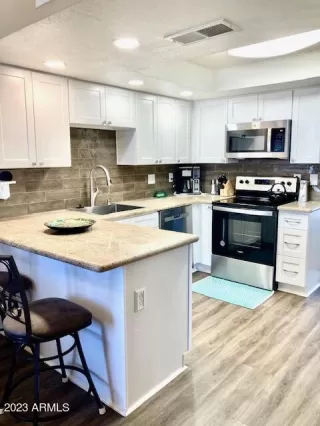 Photo #1: 6610794 Listing