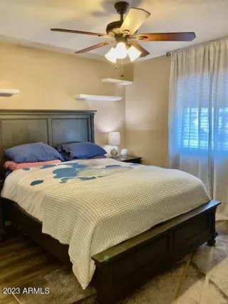 Photo #5: 6610794 Listing