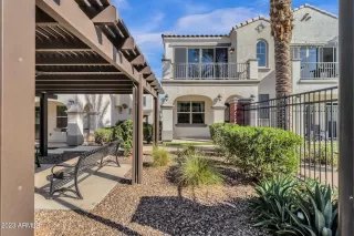 Photo #1: 6610890 Listing 