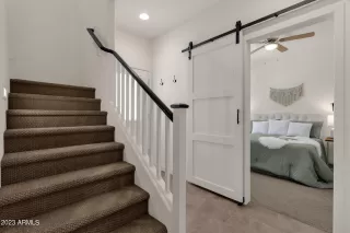 Photo #5: 6610890 Listing 