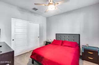 Photo #4: 6610970 Listing