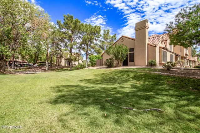 MLS: 6611192 Condo For Sale