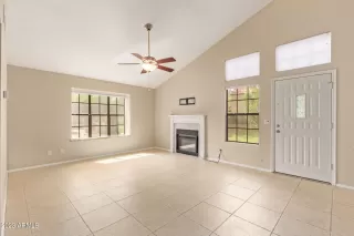 Photo #2: 6611192 Listing