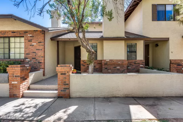 MLS: 6611213 Condo For Sale