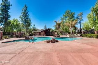 Photo #3: 6611213 Listing