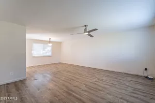 Photo #5: 6611416 Listing 