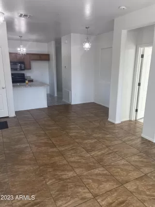 Photo #2: 6611451 Listing