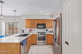 Photo #6: 6611482 Listing