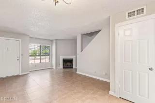 Photo #4: 6611498 Listing 