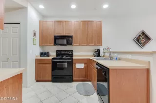 Photo #4: 6611552 Listing 