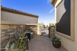 Photo #6: 6611999 Listing