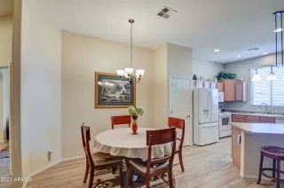 Photo #5: 6612211 Listing