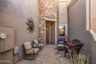 Photo #6: 6612318 Listing